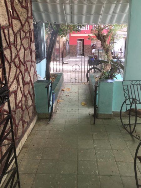 Casa de 6 habitaciones en venta en Marianao, La Habana - 5