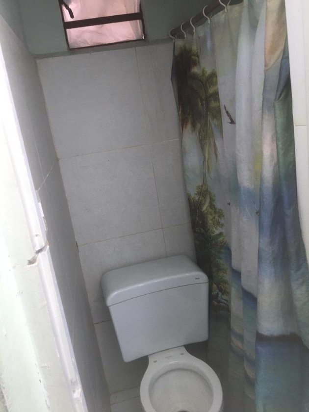 House with 6 bedrooms for sale in Marianao, La Habana