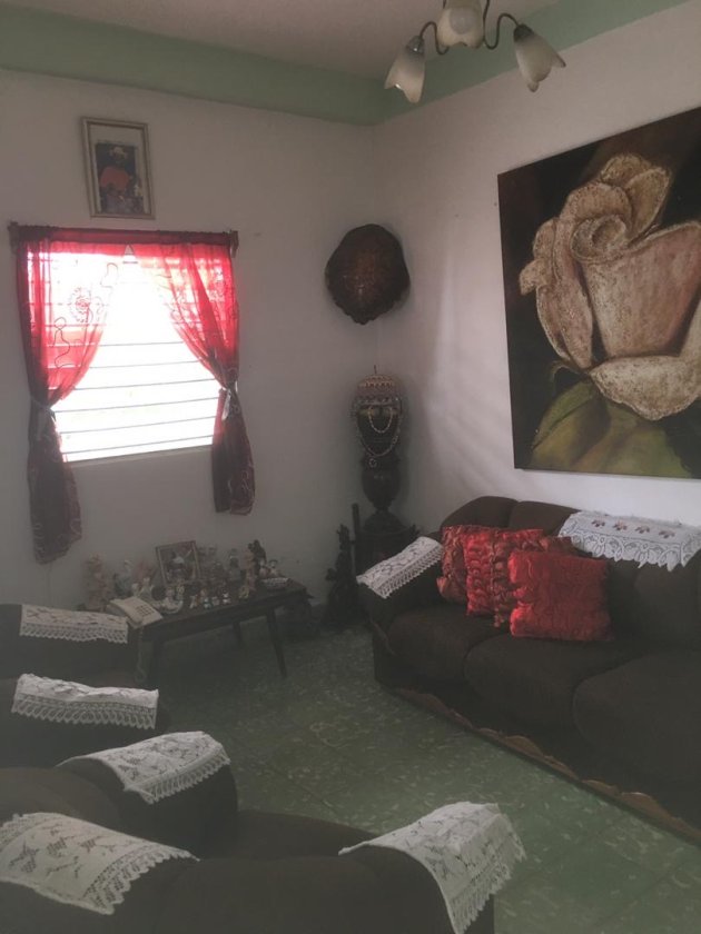 House with 6 bedrooms for sale in Marianao, La Habana