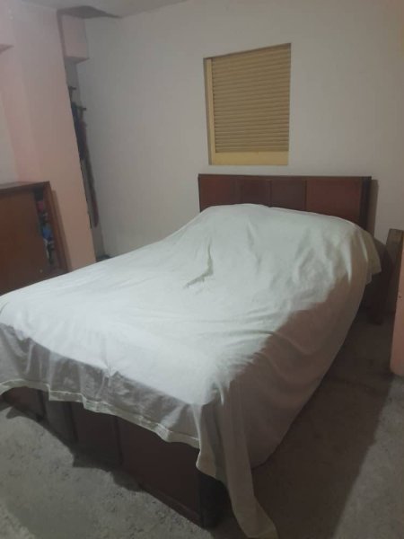 Casa Colonial de 2 habitaciones en venta en San Lázaro, Centro Habana, La Habana - 9