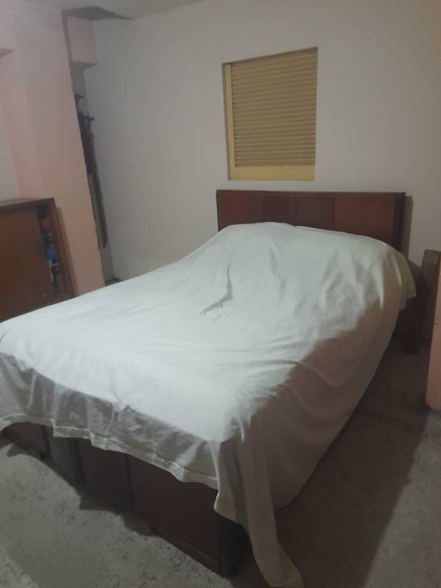 Casa Colonial de 2 habitaciones en venta en San Lázaro, Centro Habana, La Habana