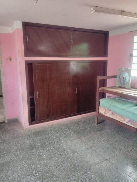 Apartamento de 2 habitaciones en venta en Santa Felicia, Marianao, La Habana - 7