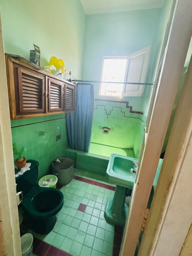 Apartamento de 3 habitaciones en venta en Vedado - Malecón, Plaza de la Revolución, La Habana