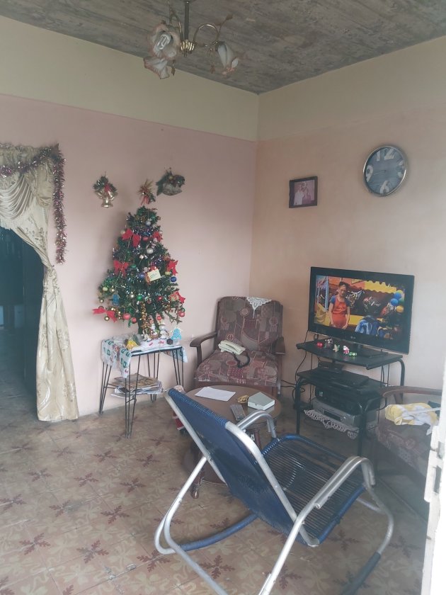 Casa Independiente de 3 habitaciones en venta en Mirador del Diezmero, San Miguel del Padrón, La Habana