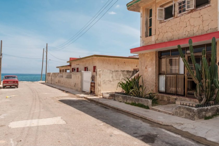 Biplanta de 4 habitaciones en venta en Cubanacán - Náutico, Playa, La Habana