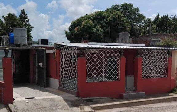 Detached House with 2 bedrooms for sale in Las Tunas