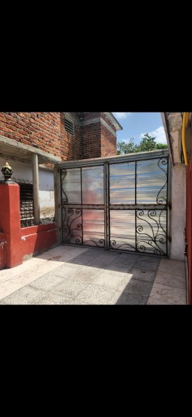 Detached House with 2 bedrooms for sale in Las Tunas - 3