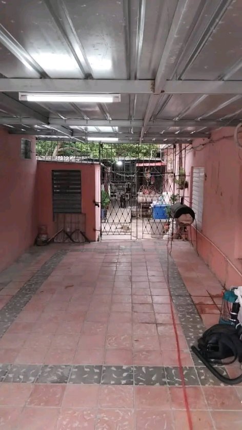 Casa Independiente de 2 habitaciones en venta en Las Tunas