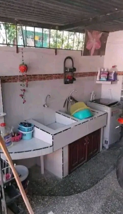 Casa Independiente de 2 habitaciones en venta en Las Tunas