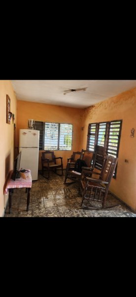 Casa de 2 habitaciones en venta en Las Tunas - 2