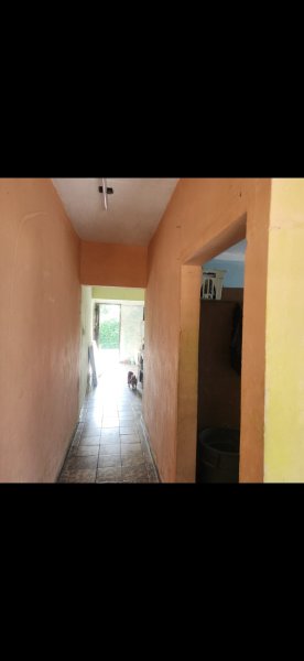 Casa de 2 habitaciones en venta en Las Tunas - 8