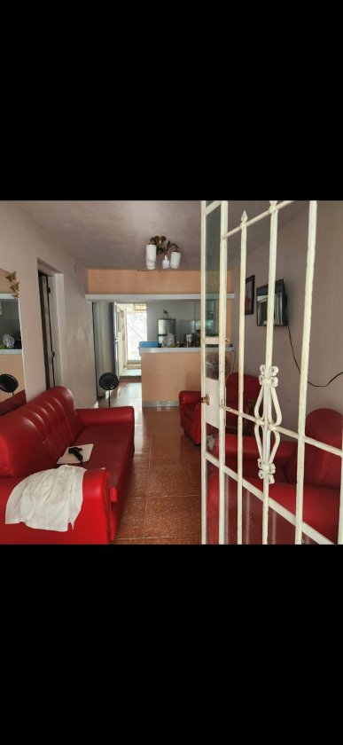 Casa de 4 habitaciones en venta en Las Tunas