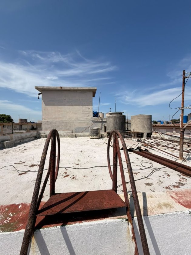 Casa Independiente de 4 habitaciones en venta en Buenavista, Playa, La Habana