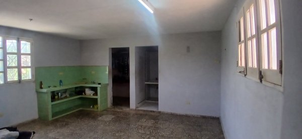 Casa Independiente de 4 habitaciones en venta en Cojímar, Habana del Este, La Habana - 14