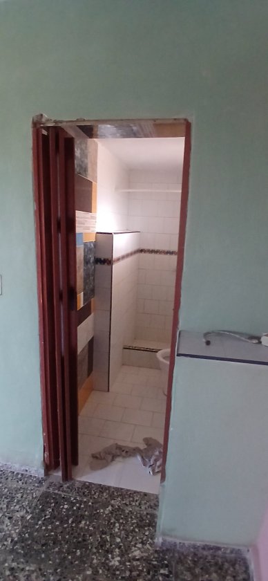 Casa Independiente de 4 habitaciones en venta en Cojímar, Habana del Este, La Habana