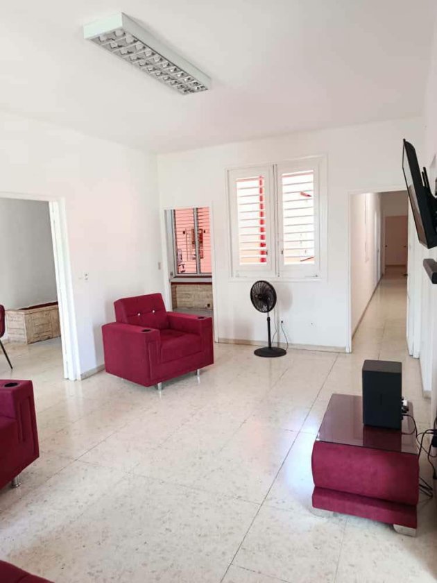 Biplanta de 5 habitaciones en venta en Santa Catalina, Cerro, La Habana