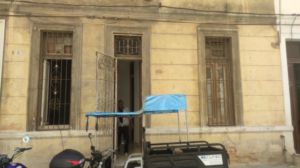 Casa de 3 habitaciones en venta en Centro Habana, La Habana