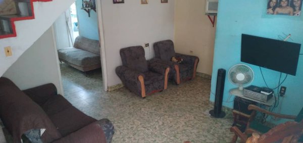 Apartamento de 2 habitaciones en venta en Casino Deportivo, Cerro, La Habana