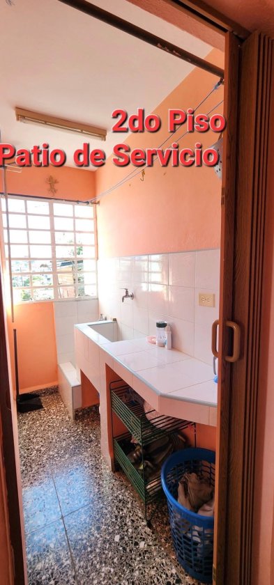 Detached House with 4 bedrooms for sale in Marianao, La Habana