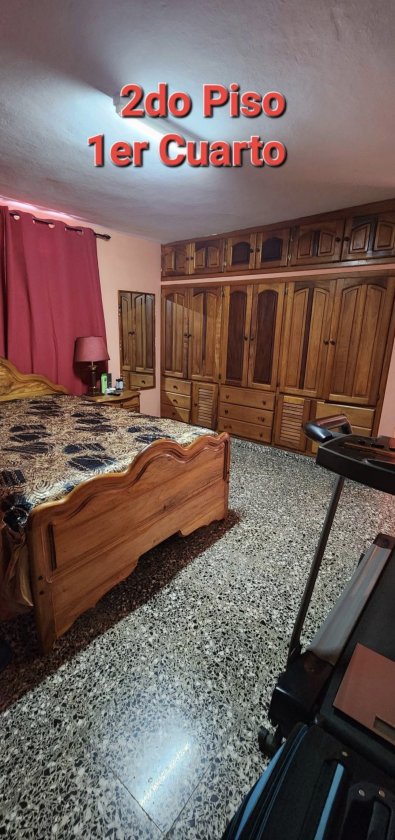 Detached House with 4 bedrooms for sale in Marianao, La Habana