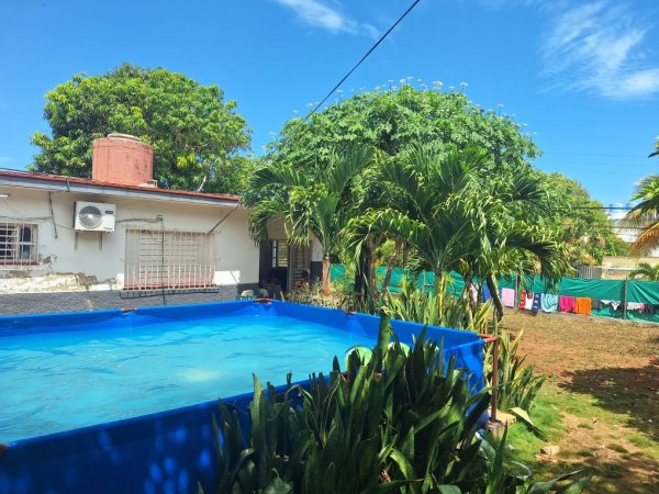 Detached House with 3 bedrooms for sale in Guanabo, Habana del Este, La Habana