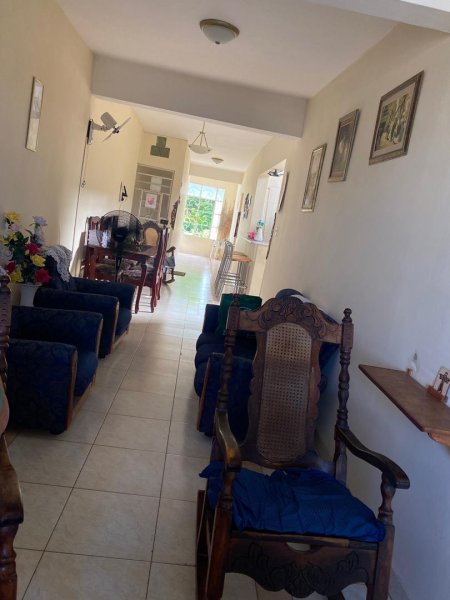 Casa de 2 habitaciones en permuta en Marianao, La Habana