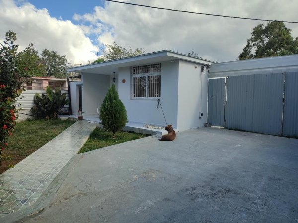 Detached House with 2 bedrooms for sale in Chibás, Guanabacoa, La Habana