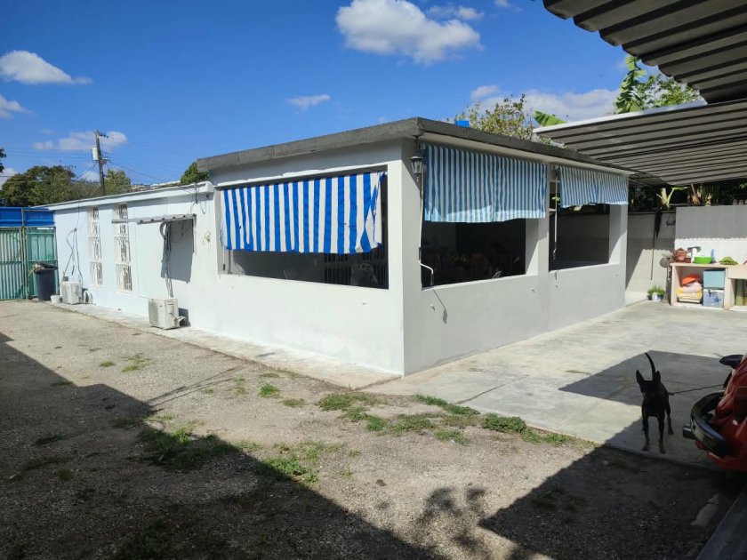 Detached House with 2 bedrooms for sale in Chibás, Guanabacoa, La Habana