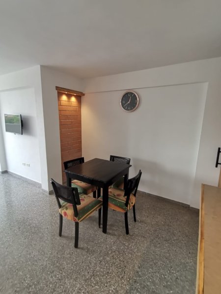 Apartamento de 2 habitaciones en venta en Vedado - Malecón, Plaza de la Revolución, La Habana - 2