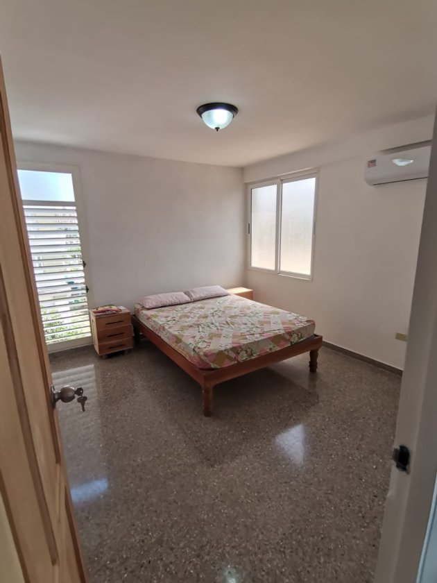 Apartamento de 2 habitaciones en venta en Vedado - Malecón, Plaza de la Revolución, La Habana