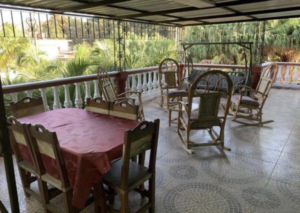 Casa Independiente de 6 habitaciones en venta en Miramar, Playa, La Habana - 10