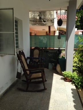 Casa Independiente de 3 habitaciones en venta en Buenavista, Playa, La Habana