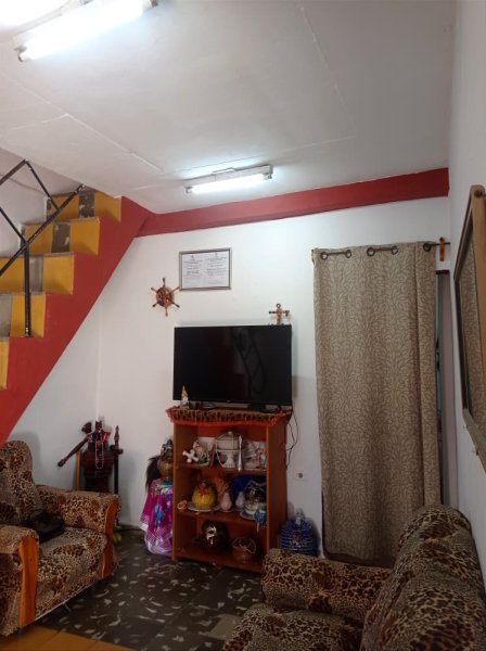 Casa Independiente de 3 habitaciones en venta en Calvario, Arroyo Naranjo, La Habana - 2