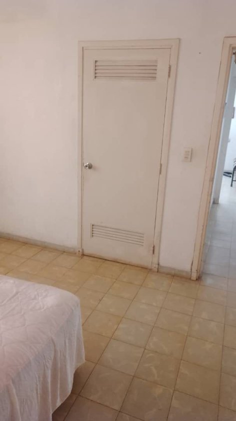 Apartamento de 2 habitaciones en venta en Vedado, Plaza de la Revolución, La Habana