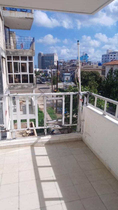 Apartamento de 2 habitaciones en venta en Vedado, Plaza de la Revolución, La Habana