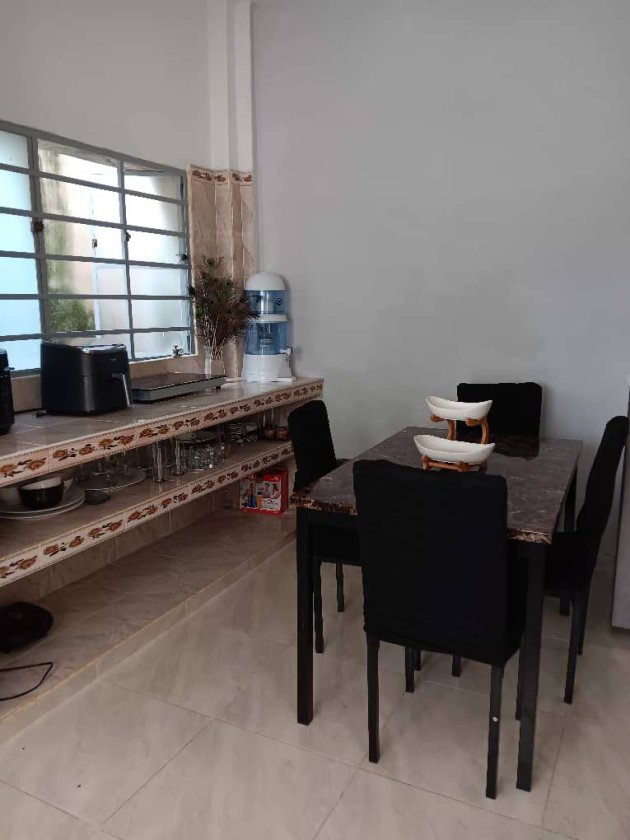 Casa de 3 habitaciones en venta en Sevillano, Diez de Octubre, La Habana