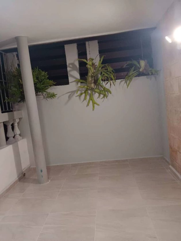 Casa de 3 habitaciones en venta en Sevillano, Diez de Octubre, La Habana