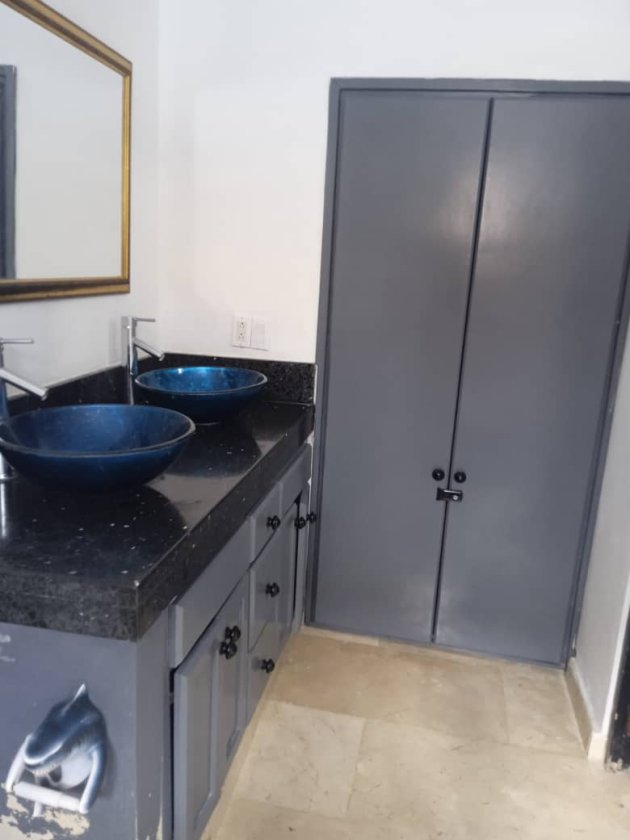Casa Independiente de 3 habitaciones en venta en Boca Ciega, Habana del Este, La Habana