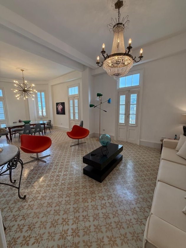 Apartamento de 4 habitaciones en venta en Vedado, Plaza de la Revolución, La Habana