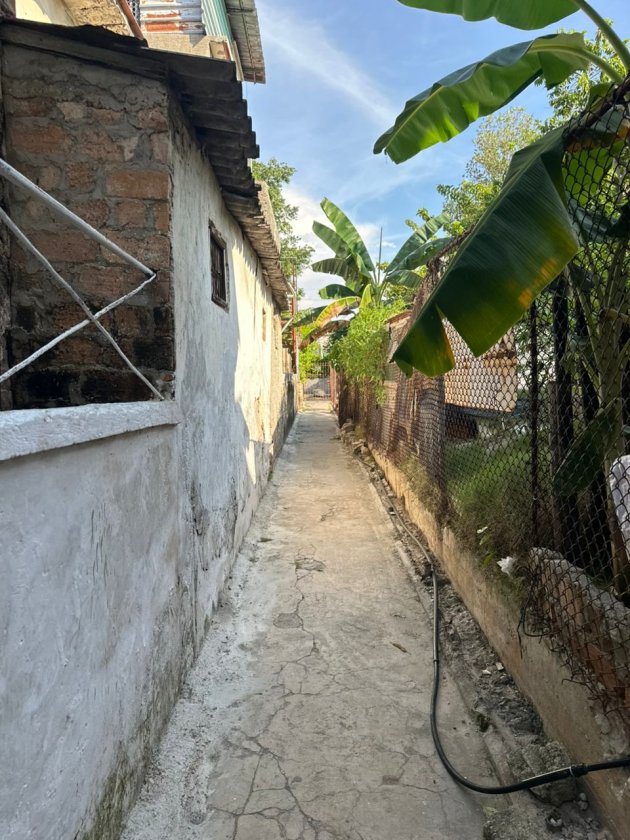 Biplanta de 5 habitaciones en venta en Marianao, La Habana