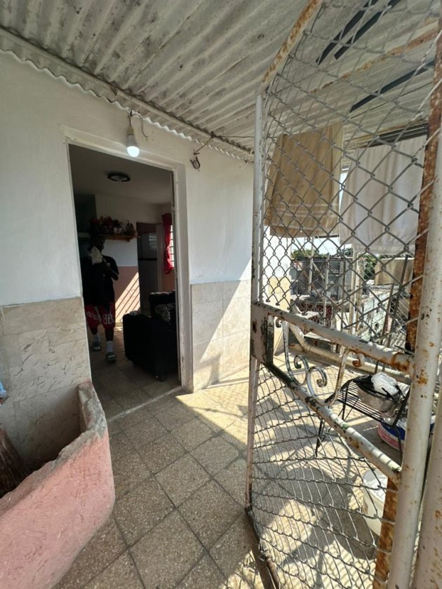 Apartment with 2 bedrooms for sale in Marianao, La Habana