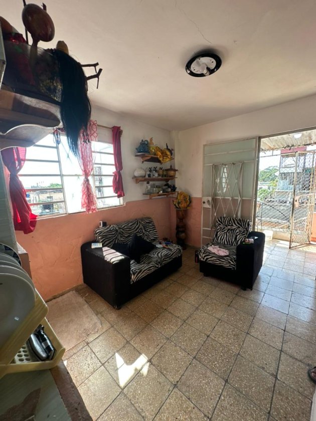 Apartment with 2 bedrooms for sale in Marianao, La Habana