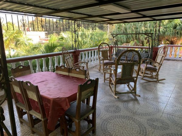 Casa Independiente de 6 habitaciones en venta en Playa, La Habana - 10
