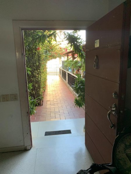 Casa Independiente de 6 habitaciones en venta en Playa, La Habana - 14