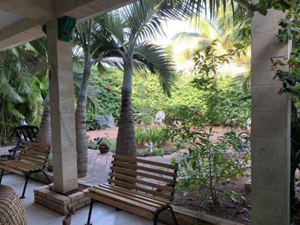 Casa Independiente de 6 habitaciones en venta en Playa, La Habana - 7