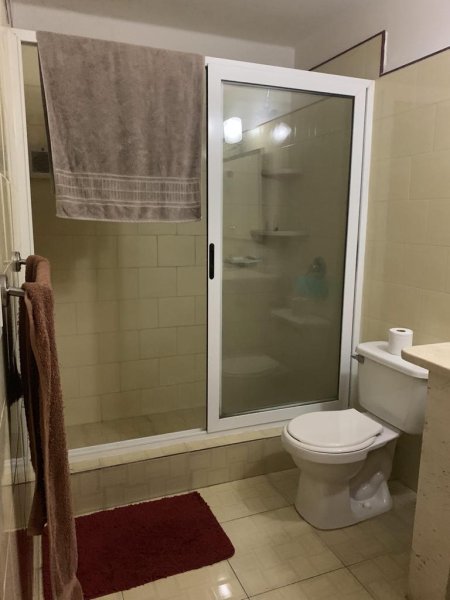Casa Independiente de 6 habitaciones en venta en Playa, La Habana - 8