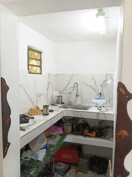 Casa Independiente de 4 habitaciones en venta en Playa, La Habana - 4