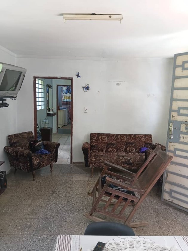Casa Independiente de 4 habitaciones en venta en Playa, La Habana
