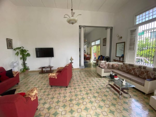 Casa Colonial de 3 habitaciones en venta en Marianao, La Habana - 6