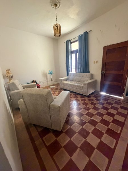 Casa de 3 habitaciones en venta en Ampliación Almendares, Playa, La Habana - 2